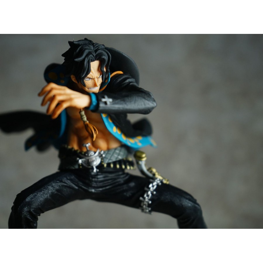 one piece figure original