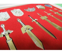 THE LEGEND OF ZELDA Box Contenente 7 Spade e 5 Scudi Gioielli COLLANA 