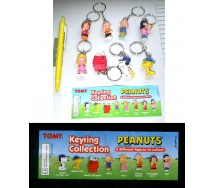 RARE Set 8 Characters Keyring Collection PEANUTS Snoopy Woodstock