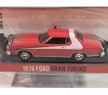 STARSKY e HUTCH Modello Diecast Auto Ford GRAN TORINO 1976 Versione SPORCA Scala 1:64 Greenlight