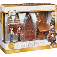 HARRY POTTER Playset THREE BROOMSTICKS Pub Tavern HERMIONE and RON Figures Spinmaster Original