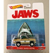 JAWS LO SQUALO dal FILM di Steven Spielberg Die Cast Modellino Auto 1975 CHEVY BLAZER CUSTOM 1:64 7cm Hot Wheels MATTEL HKC24