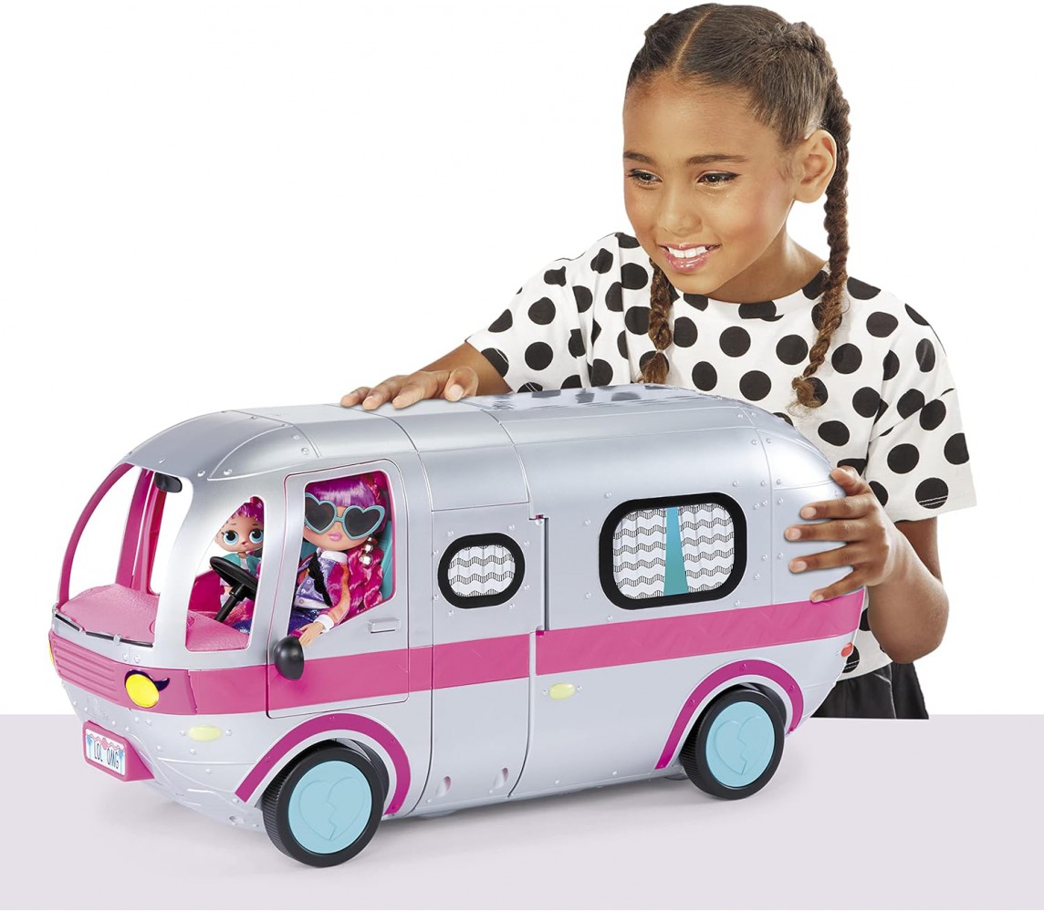 O.M.G. GLAMPER 4 IN 1 Giant Playset CAMPER more than 55 Surprises Original MGA LOL