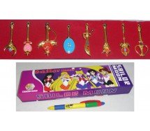 SAILOR MOON Stupendo BOX SET 8 Diversi Ciondoli SPILLA SCETTRO TRASFORMAZIONE