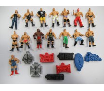 RARO Set Completo 15 Mini Figure WRESTLING Wrestler Originali Giochi Dolci Preziosi