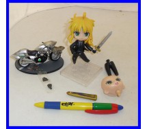 FATE STAY NIGHT Figura Statuetta Diorama SABER 10cm MOTO e Spada