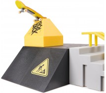MINI Finger SKATE Skateboard PLAYSET Pyramid Shredder 1.0 ORIGINAL Tech Deck Spin Master