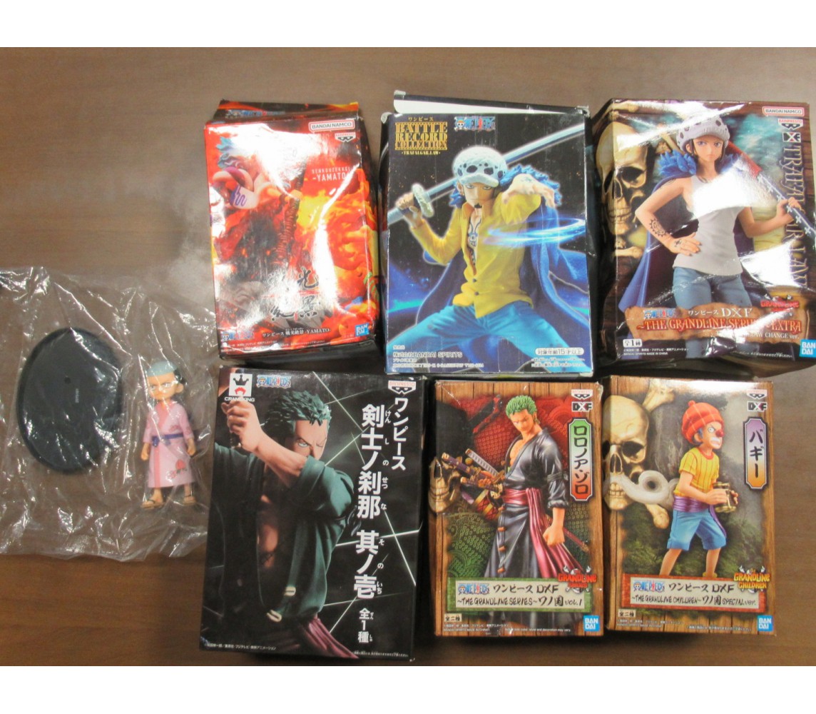 ONE PIECE BANPRESTO 7 Figures Statues To be REPAIRED Check Description ORIGINAL