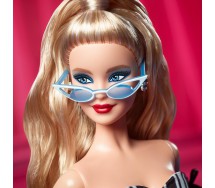 copy of BARBIE Magia Delle Feste NATALE 2022 Holiday SIGNATURE LIMITED EDITION Orignale Mattel HBY03