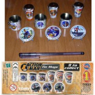 TOMY Set 9 Mini Tin Mugs ACTION MAN Tazze Piatti Metallo NUOVI NEW da Giappone !