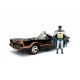 BATMAN Serie TV Classic BATMOBILE Model with 2 METAL Figures Batman Robin Scale 1/24 JADA TOYS